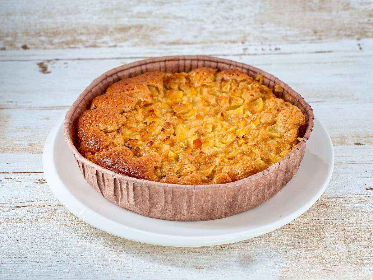 Plantbased Apple Cinnamon Cake