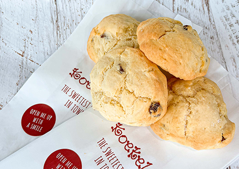 Scones With Raisins, Per 4 Pieces