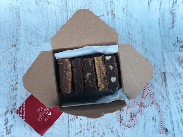 Koekela Assortment Box With Brownies And Blondies