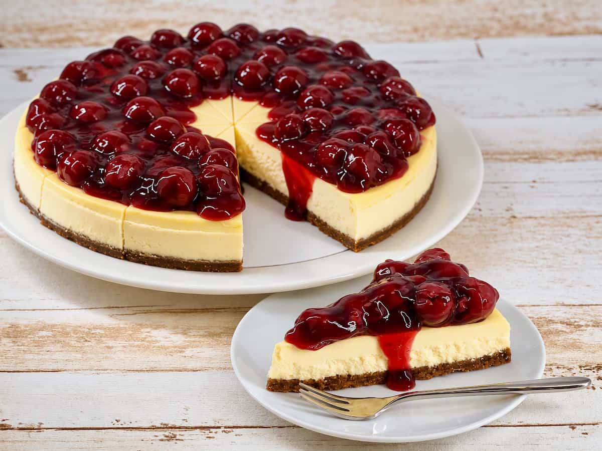 Cherry Cheesecake Large