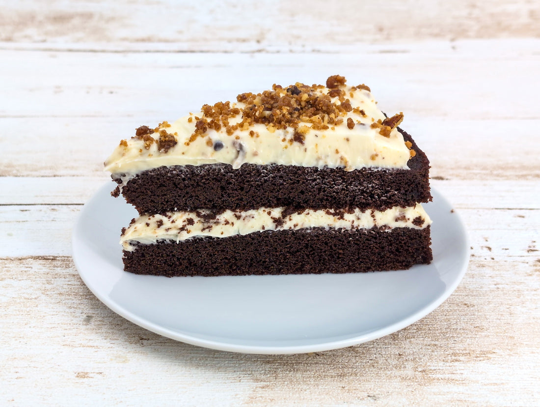Naked Caramel Cake Large